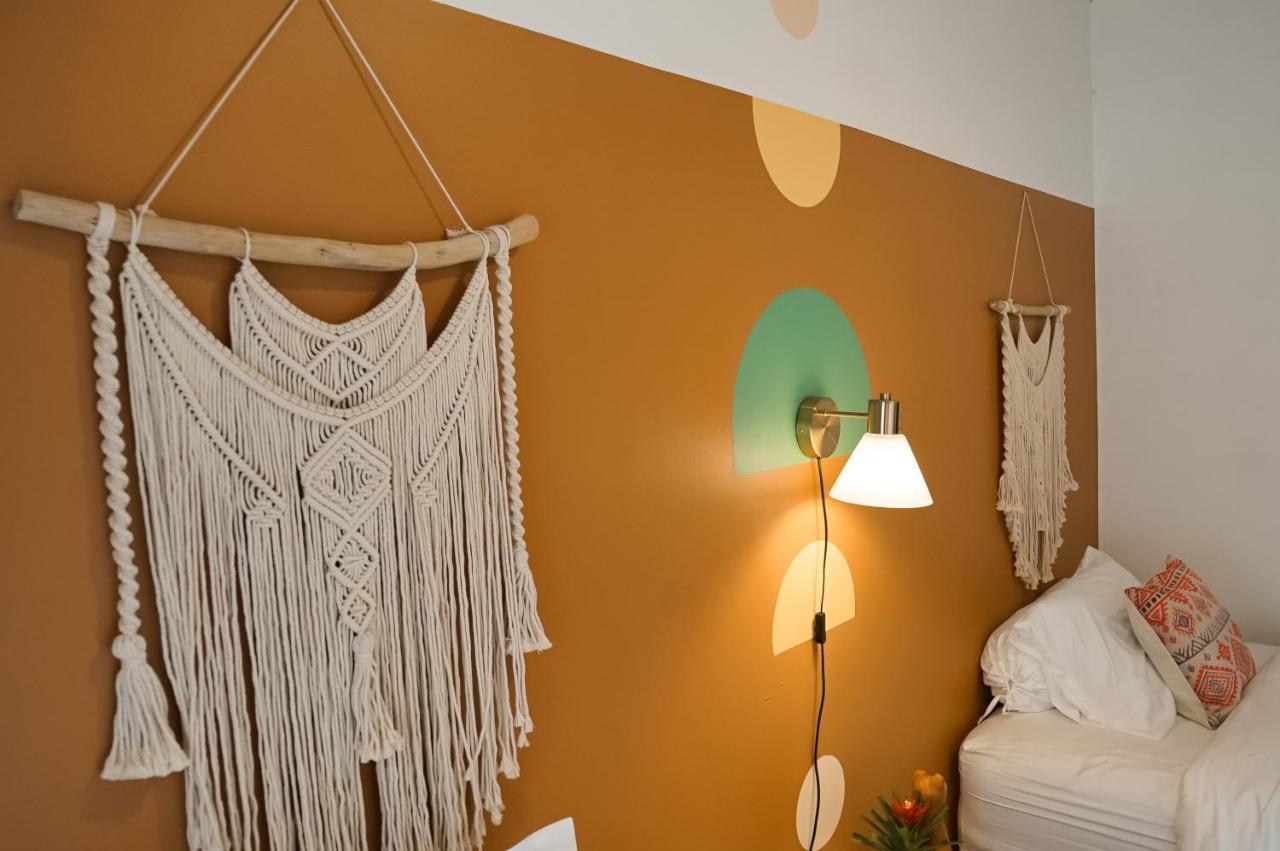 Roemah Renjana Bandung Bed and Breakfast Buitenkant foto