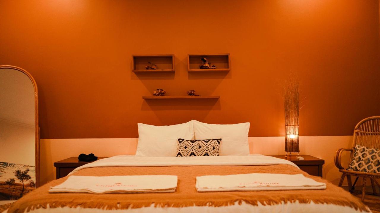 Roemah Renjana Bandung Bed and Breakfast Buitenkant foto
