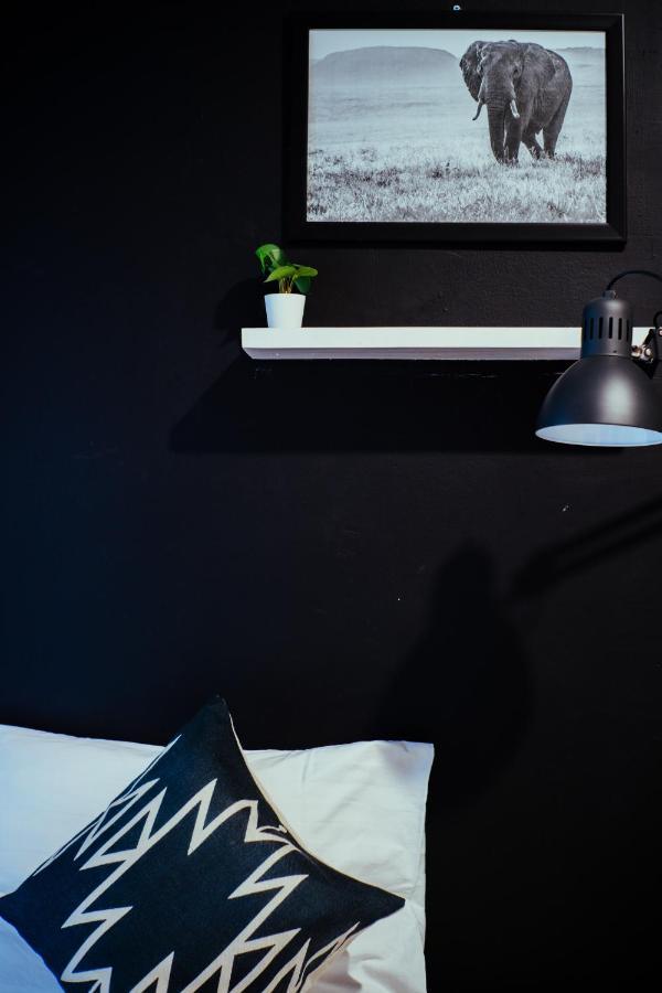 Roemah Renjana Bandung Bed and Breakfast Buitenkant foto