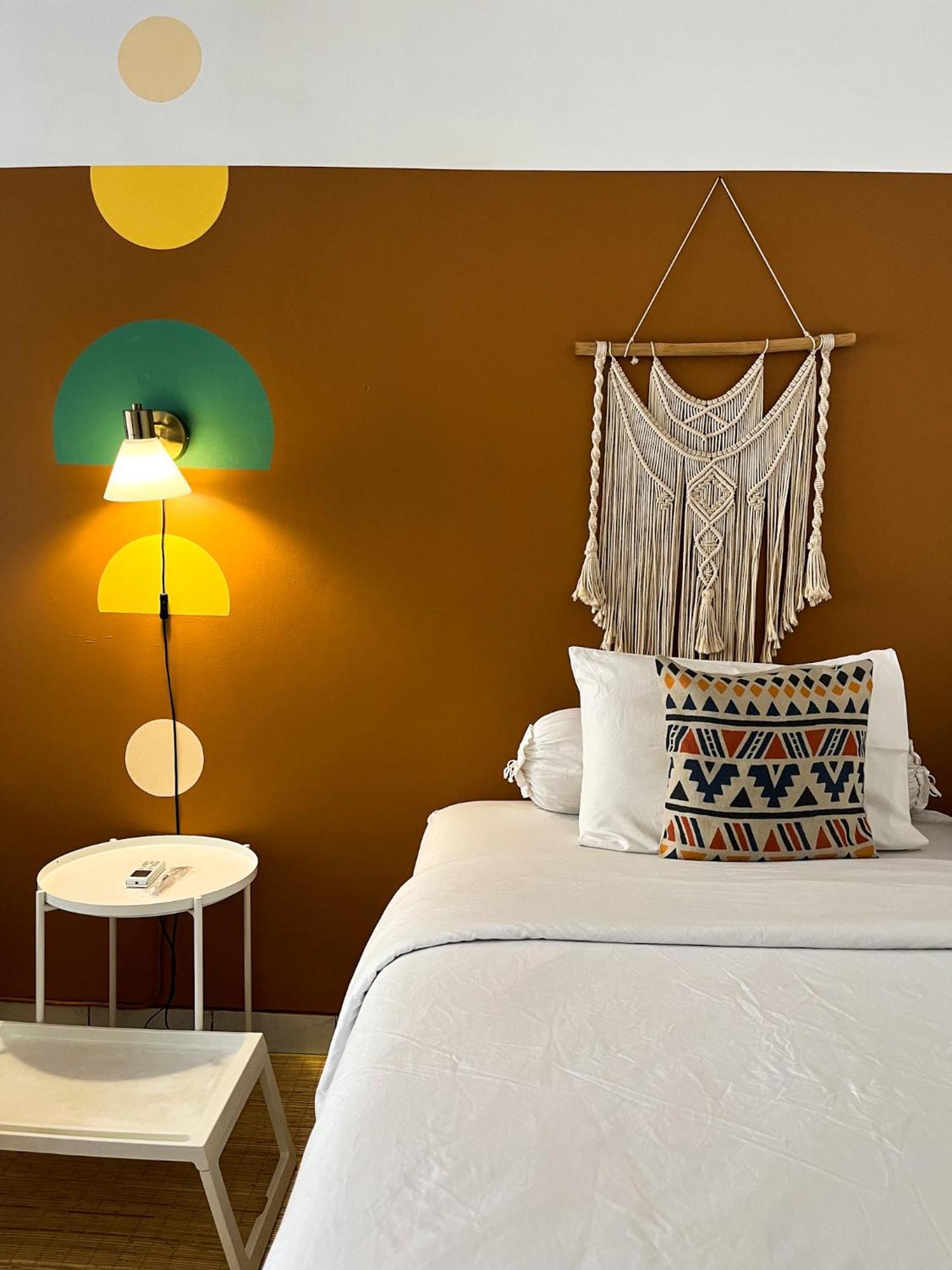 Roemah Renjana Bandung Bed and Breakfast Buitenkant foto